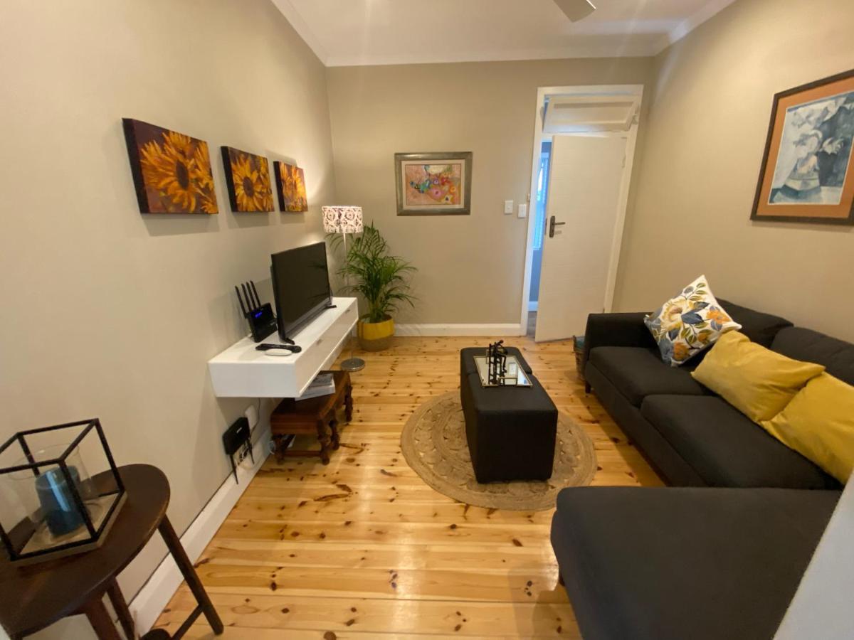Studio @ Champion Apartment Дърбан Екстериор снимка